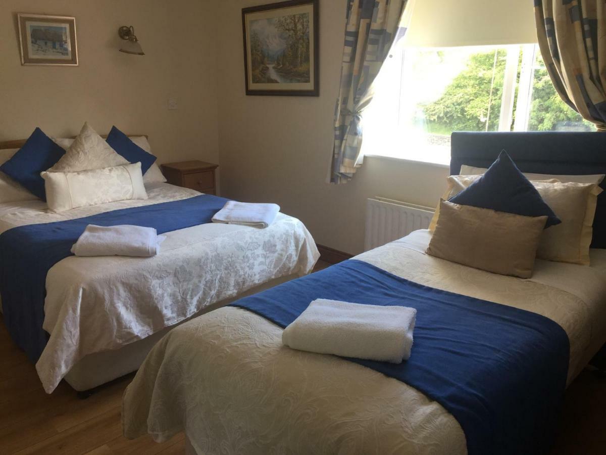Teach Na Coiribe B&B Castlegar Exterior foto